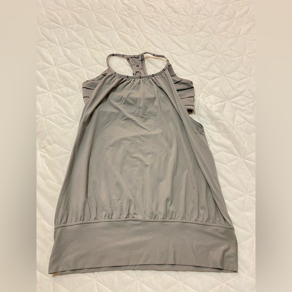 LULULEMON  Racer Back Tank Top size 8 gray